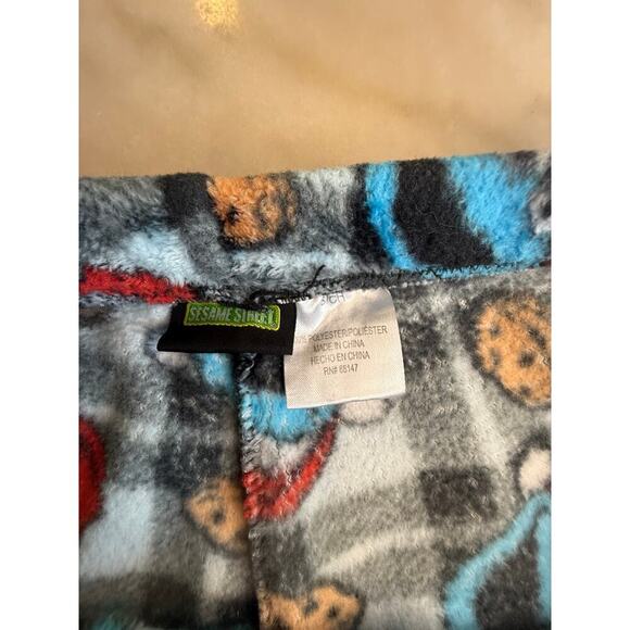 Cookie Monster Plush a
Plaid Christmas Pajama Pants Women's Small - Picture 4 of 9